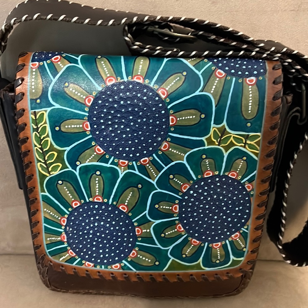 Miguel Rios crossbody hand painted satchel handbag pristine condition.